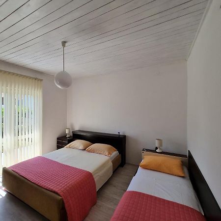 Guest House Barba Bibinje Exterior photo