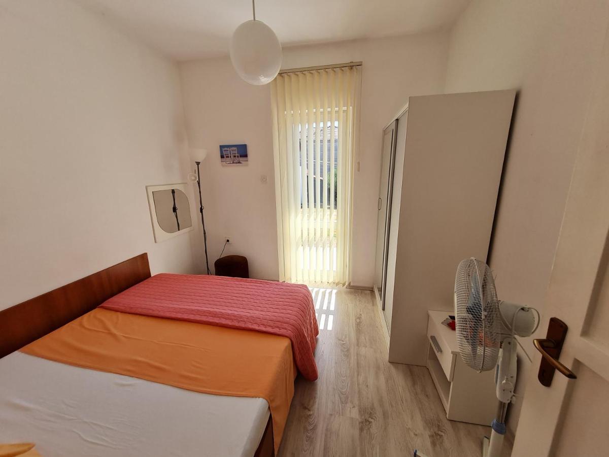Guest House Barba Bibinje Exterior photo